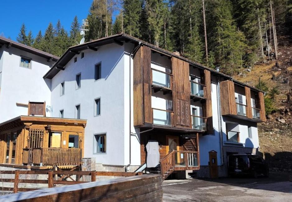 Chalet Margoni Канацеї Екстер'єр фото